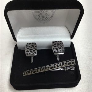 Men’s Cufflink and Tie Clip Set